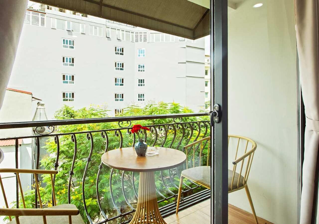 Family Hanoi Hotel Exterior photo