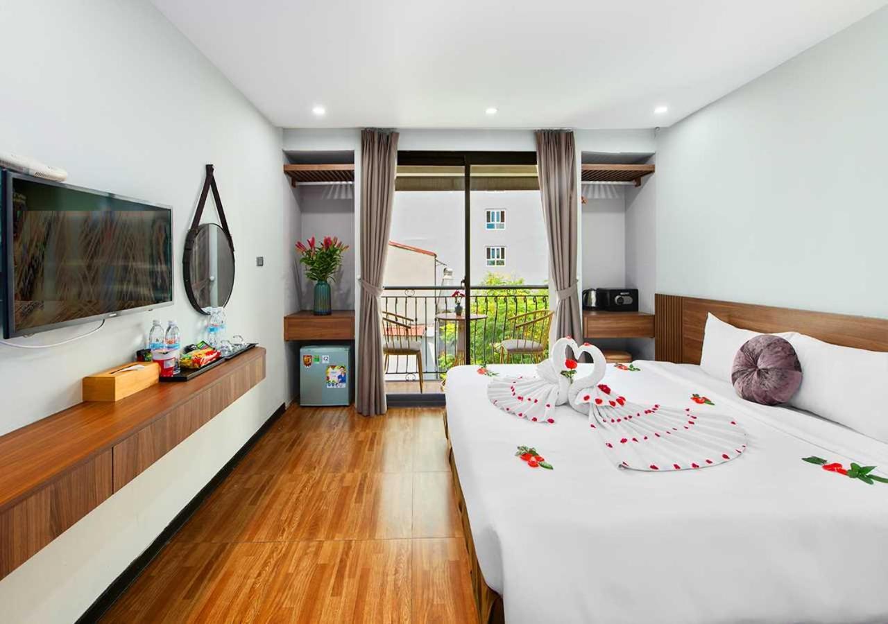 Family Hanoi Hotel Exterior photo