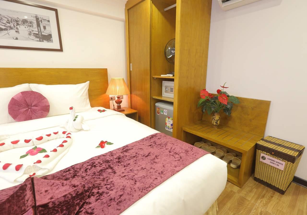Family Hanoi Hotel Exterior photo
